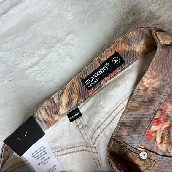 BLANKNYC The Barrow Vatican Vintage High Rise Printed Denim Shorts Angel Cherub - Picture 14 of 15